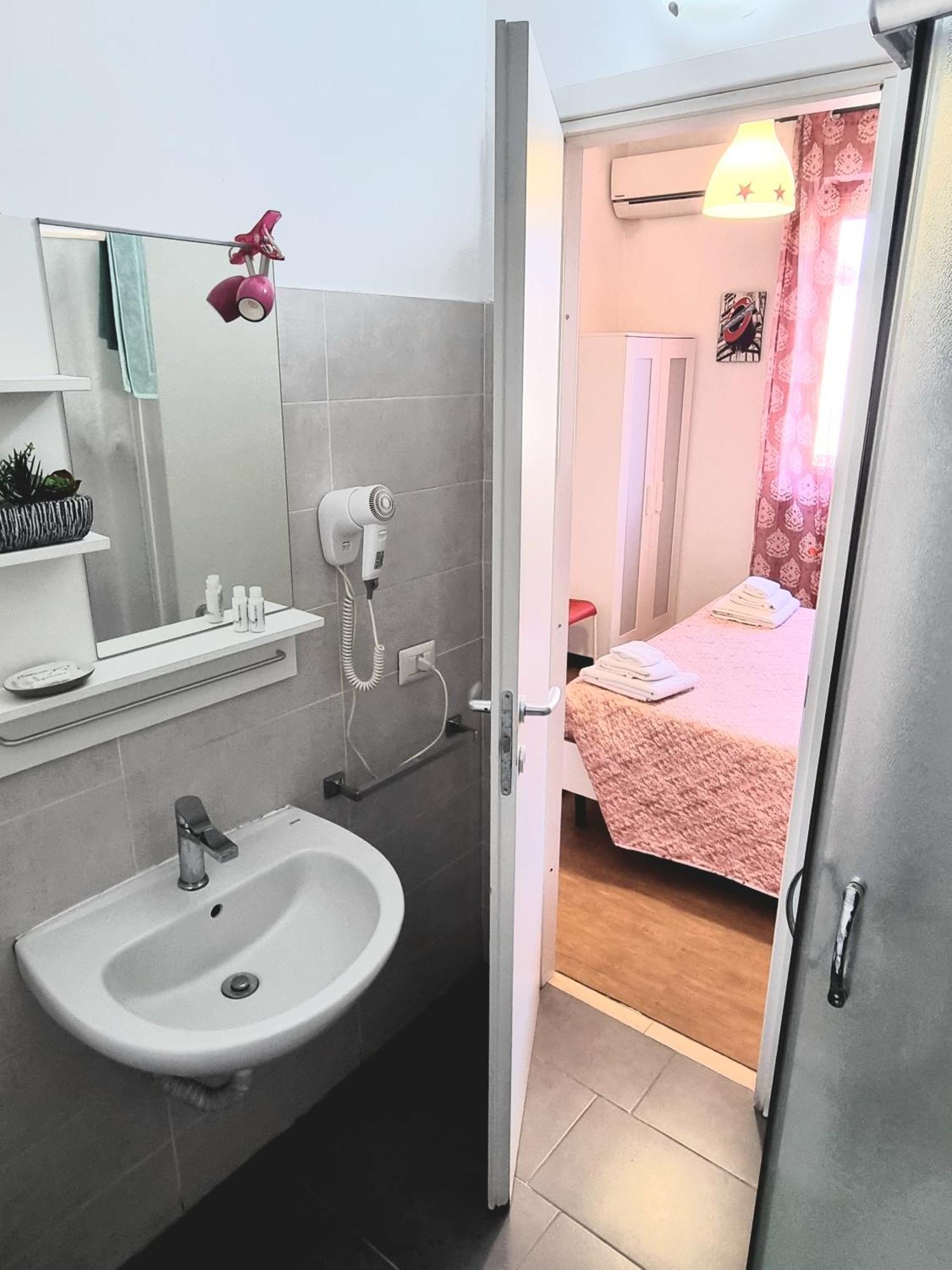 B&B Italo House Opera Quarto foto